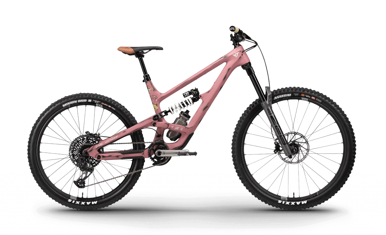 Uncaged Models | YT-Industries